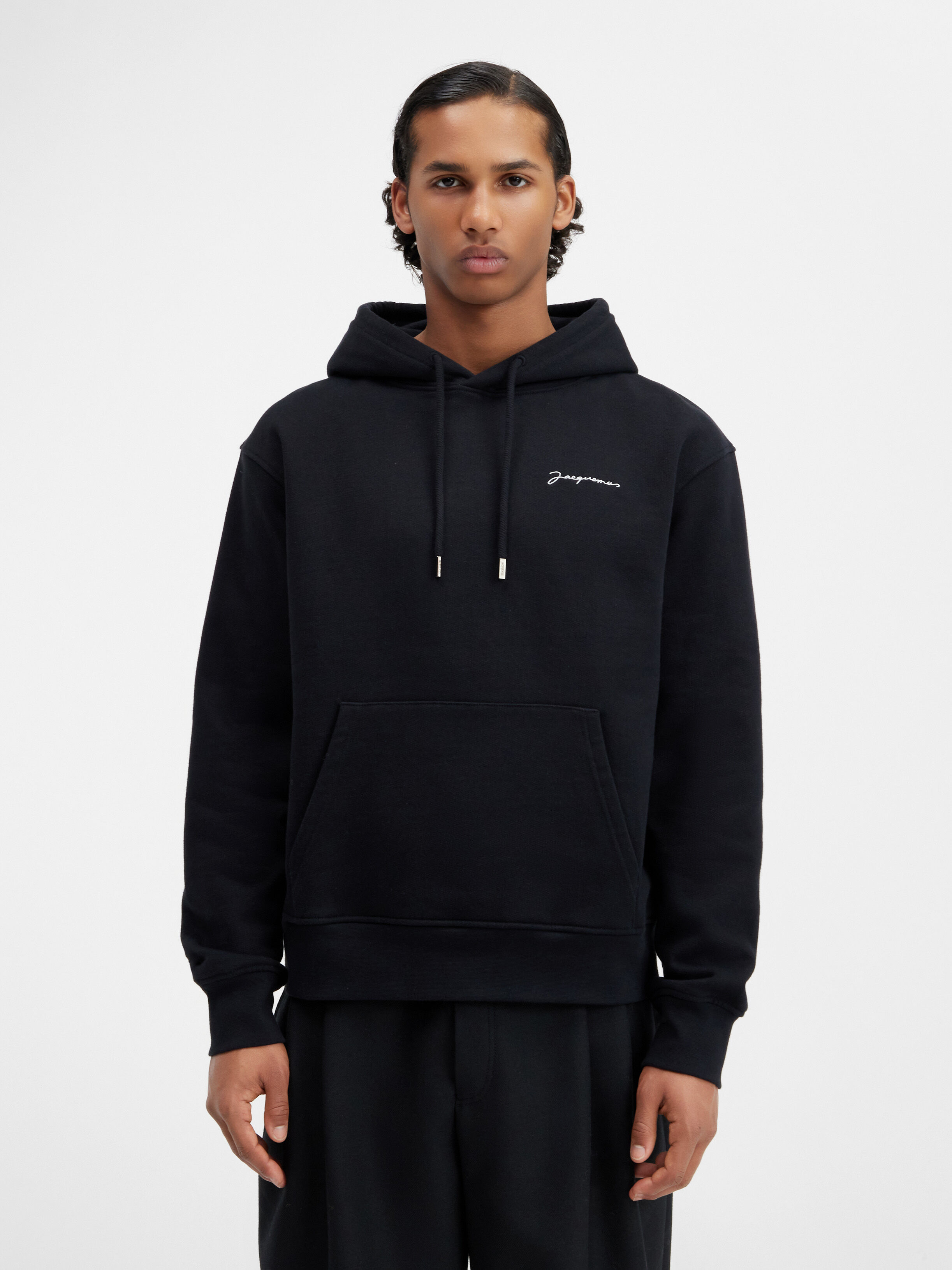 Le sweatshirt brodé