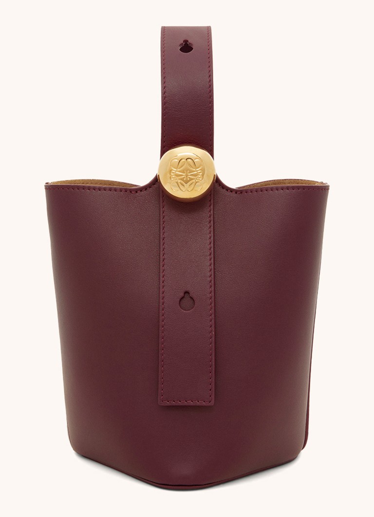 LOEWE Pebble Bucket Mini crossbody bag made of calfskin