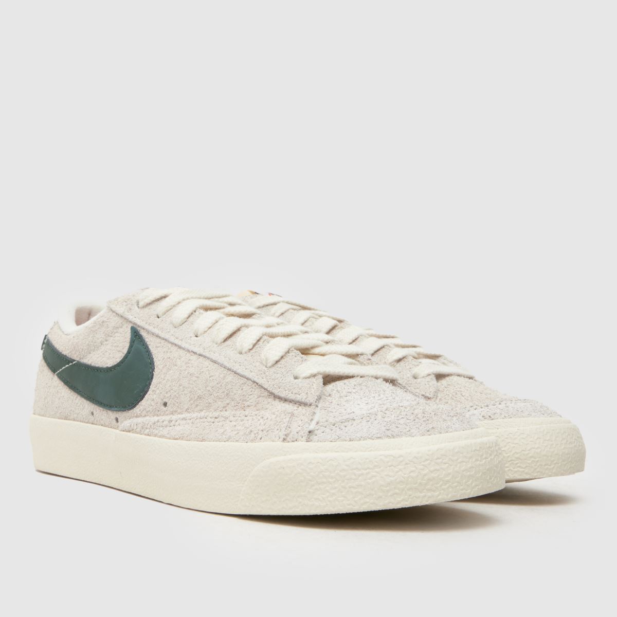 Nike Blazer Low 77 – Ljusgrå vintage-sneakers