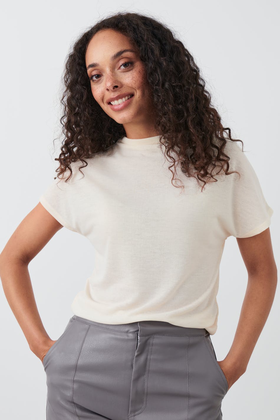 Funnel neck top