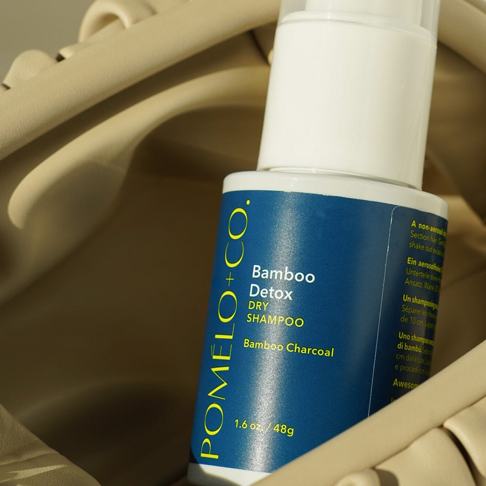 Pomélo+Co. Bamboo Detox Trockenshampoo dunkel 48 g