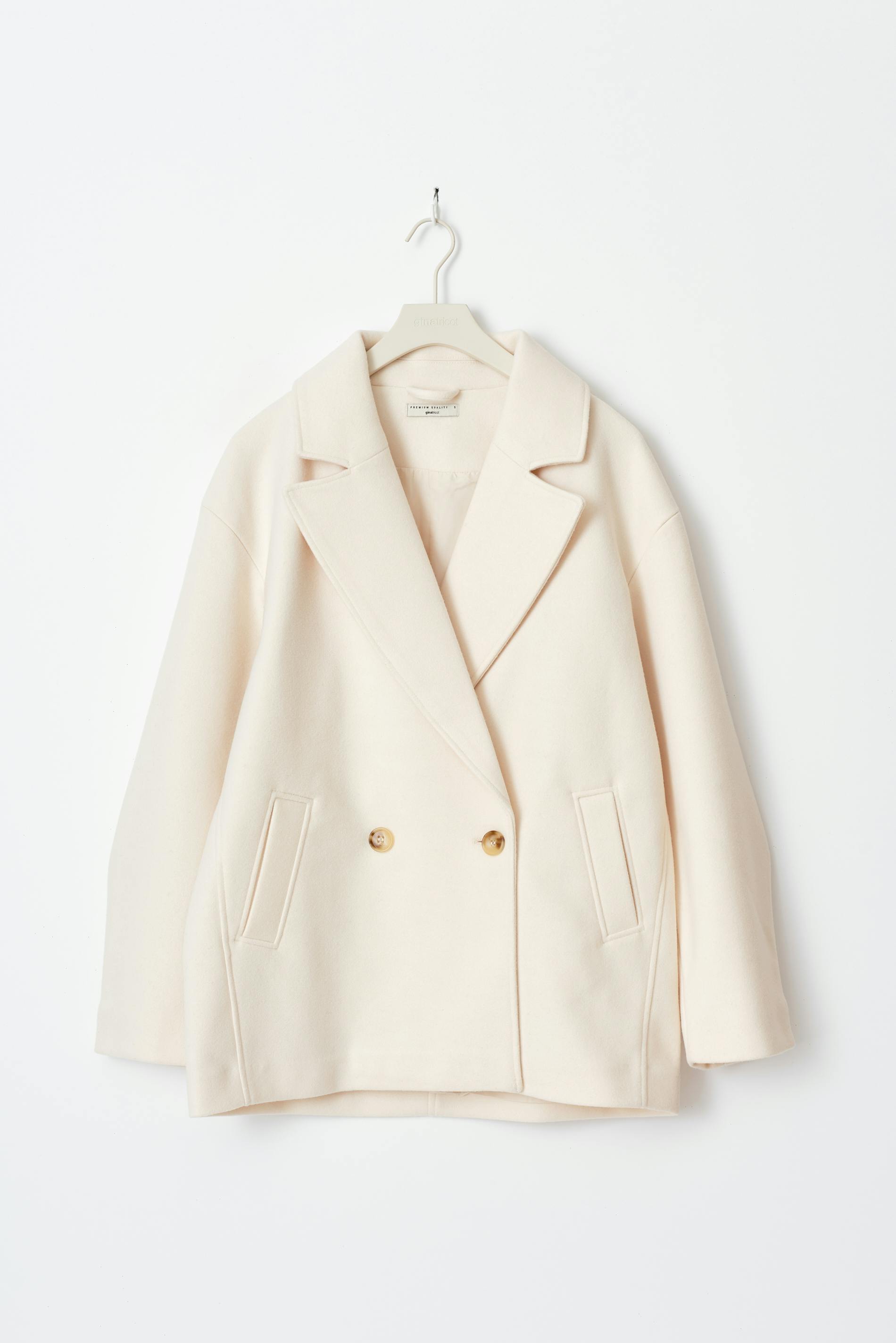 Short double breasted coat