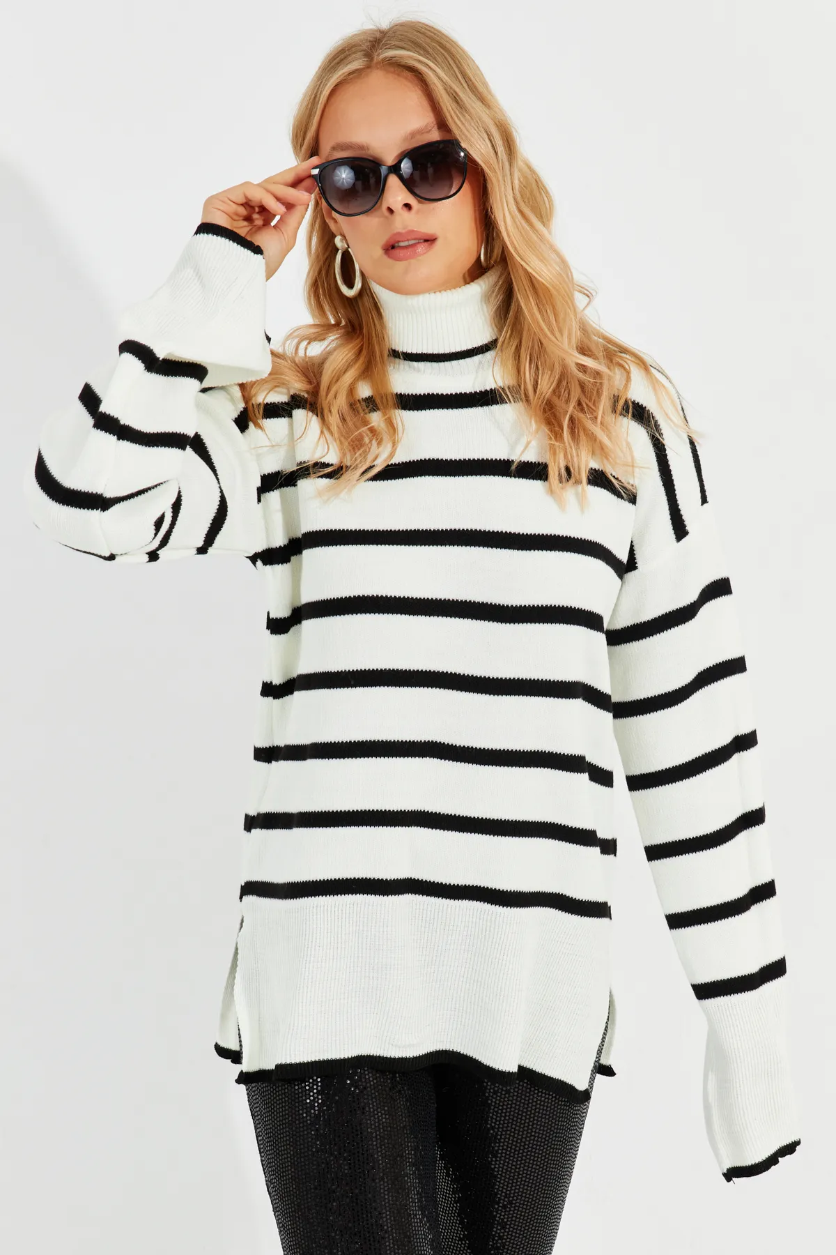 Cool & Sexy  Pullover - Ecru - Regular Fit