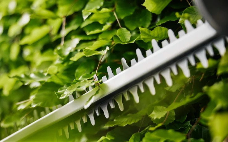 Gardena 14735-55 Žebřík na dřevo EasyCut 55/18V P4A Solo bez žebříku.