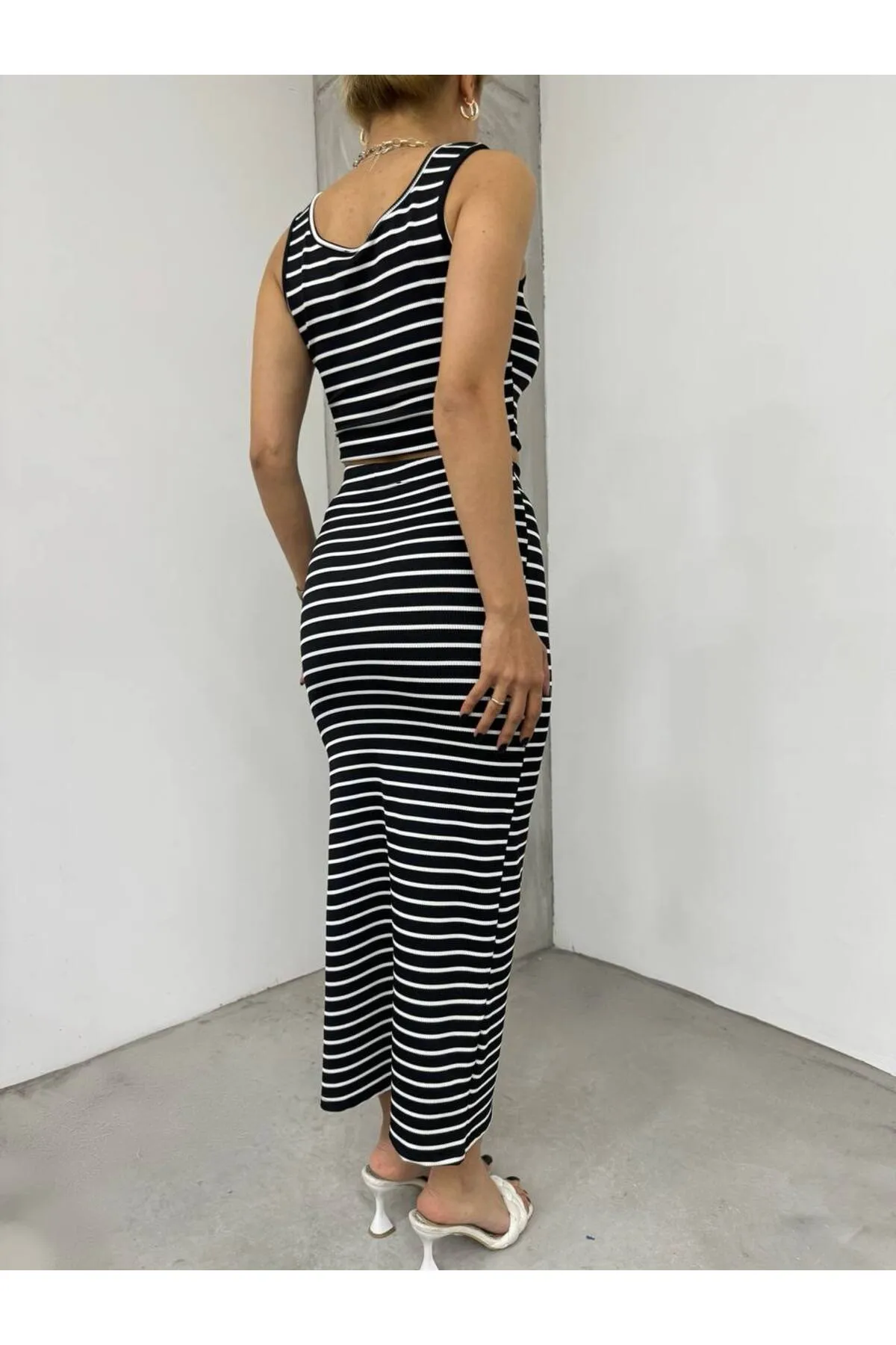 BİKELİFE  Damen-Set mit gestreiftem Crop-Top und Midirock