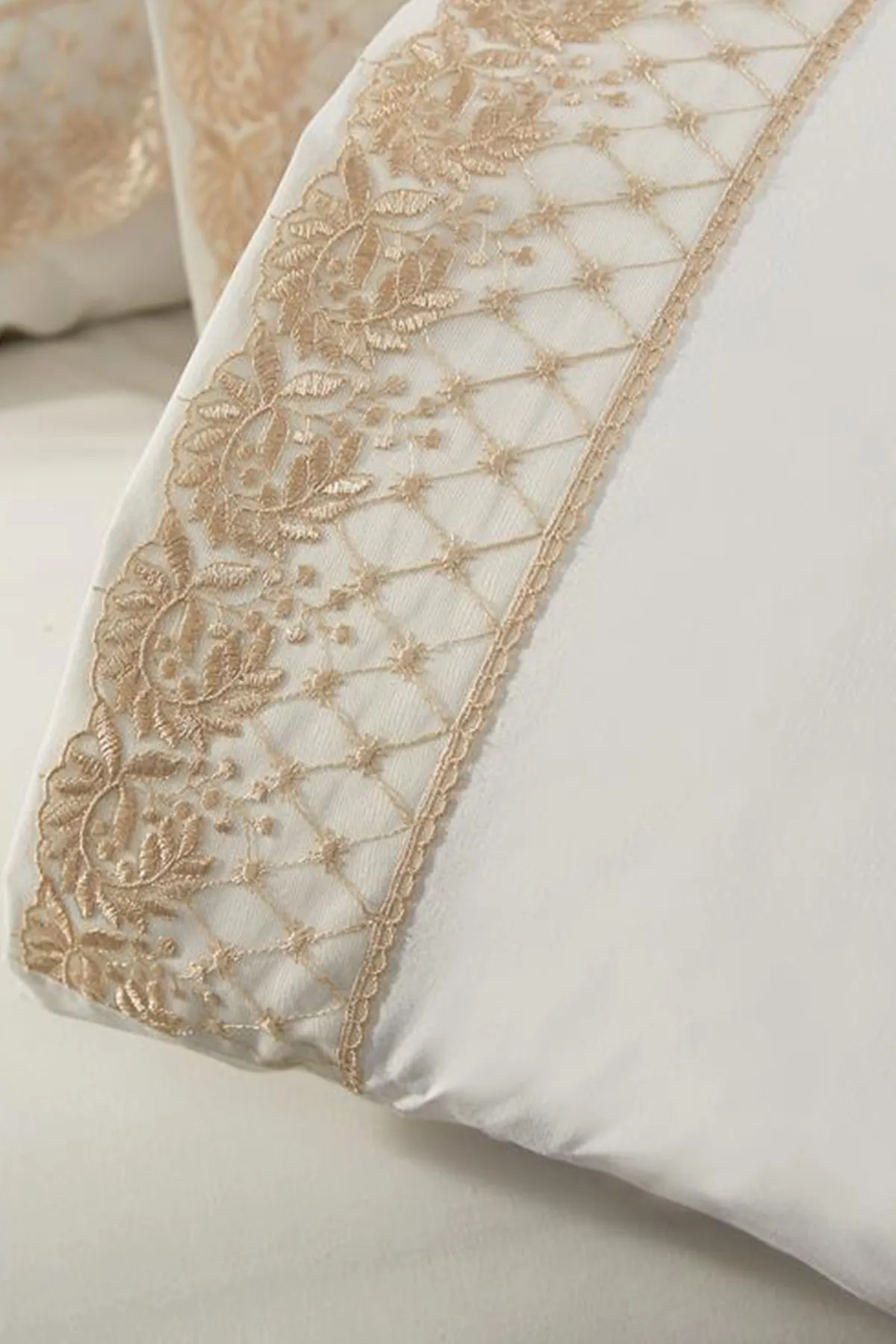 Çeyiz Diyarı  Bettwäsche-Set „Suzan Dowry“ mit französischer Spitze, Creme-Cappuccino