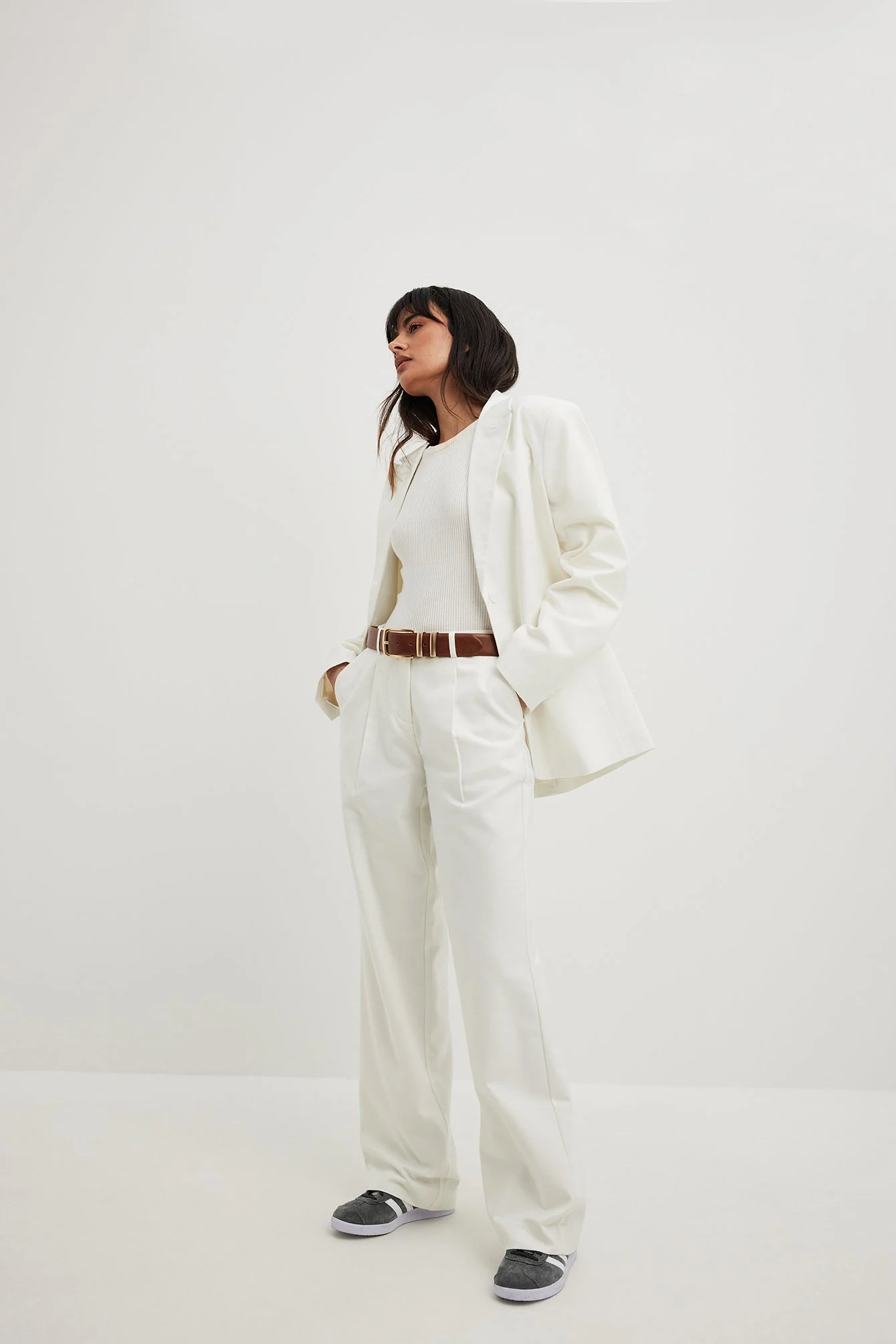 Anzughose mit mittlerer Taille