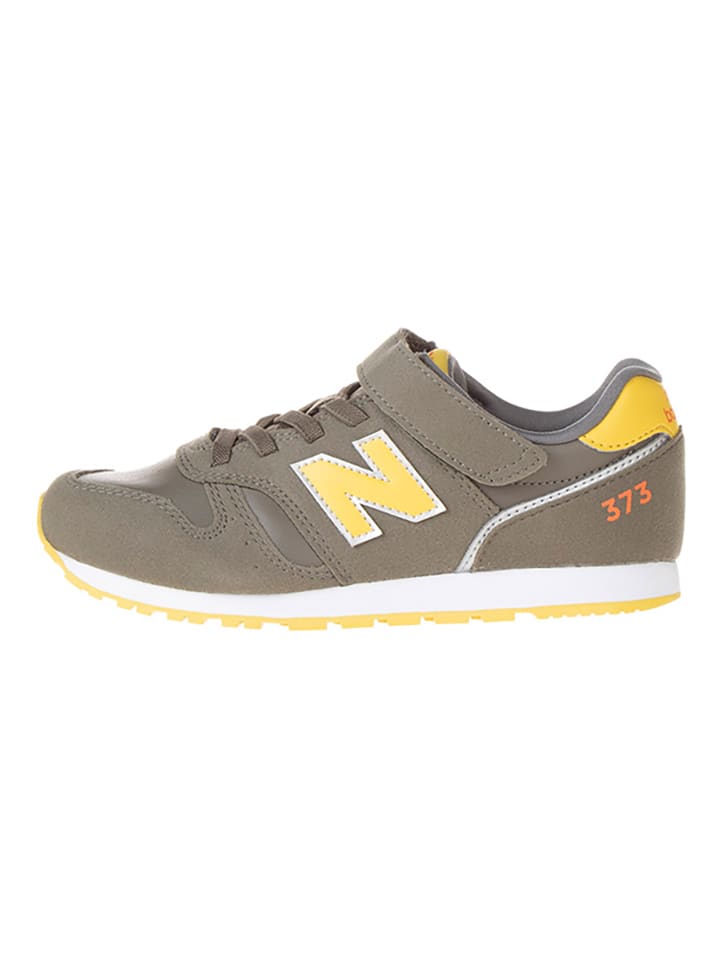New Balance Sneakers 