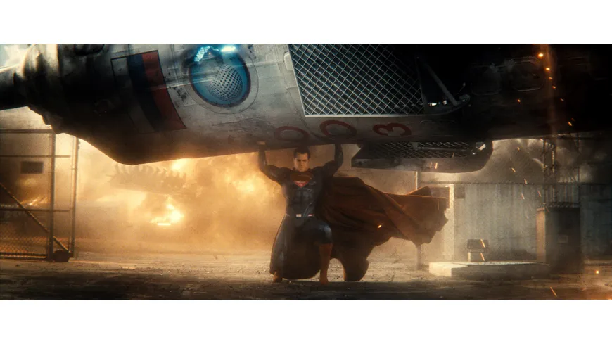 Batman v Superman: Dawn of Justice  (+ Blu-ray 2D Kinofassung) (+ Blu-ray 2D Ultimate Edition)