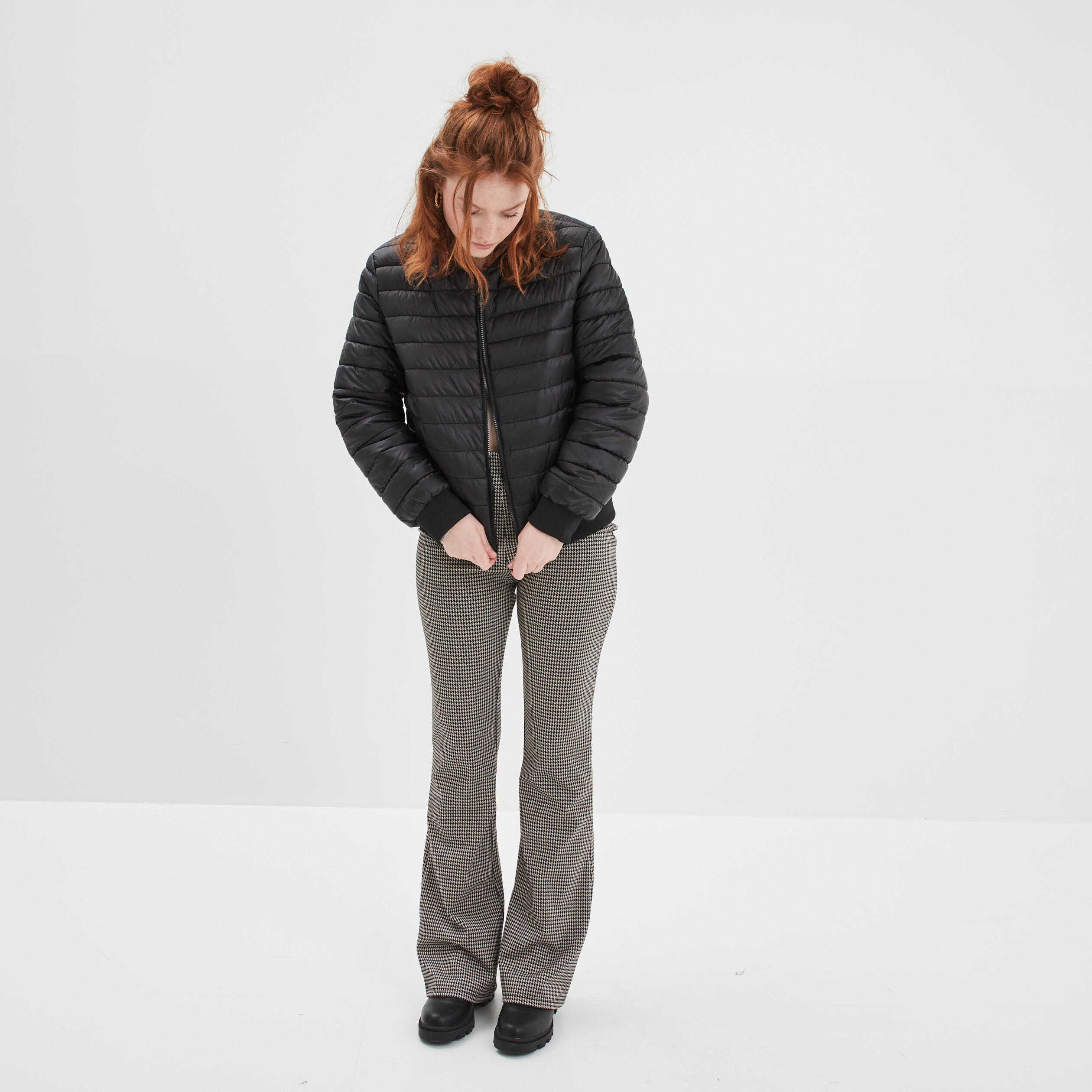 Doudoune courte zippée col teddy Liberto noir femme | La Halle