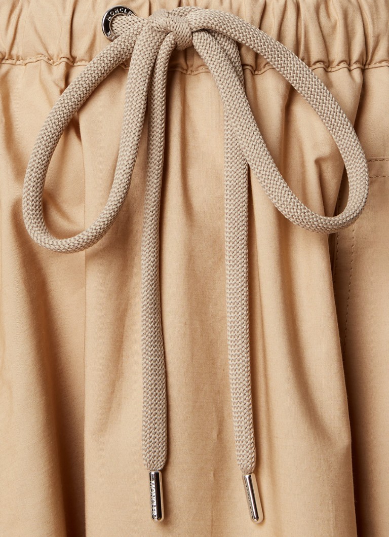 Moncler midi svārki ar uzšūtām kabatām un izšuvumu no logotipa