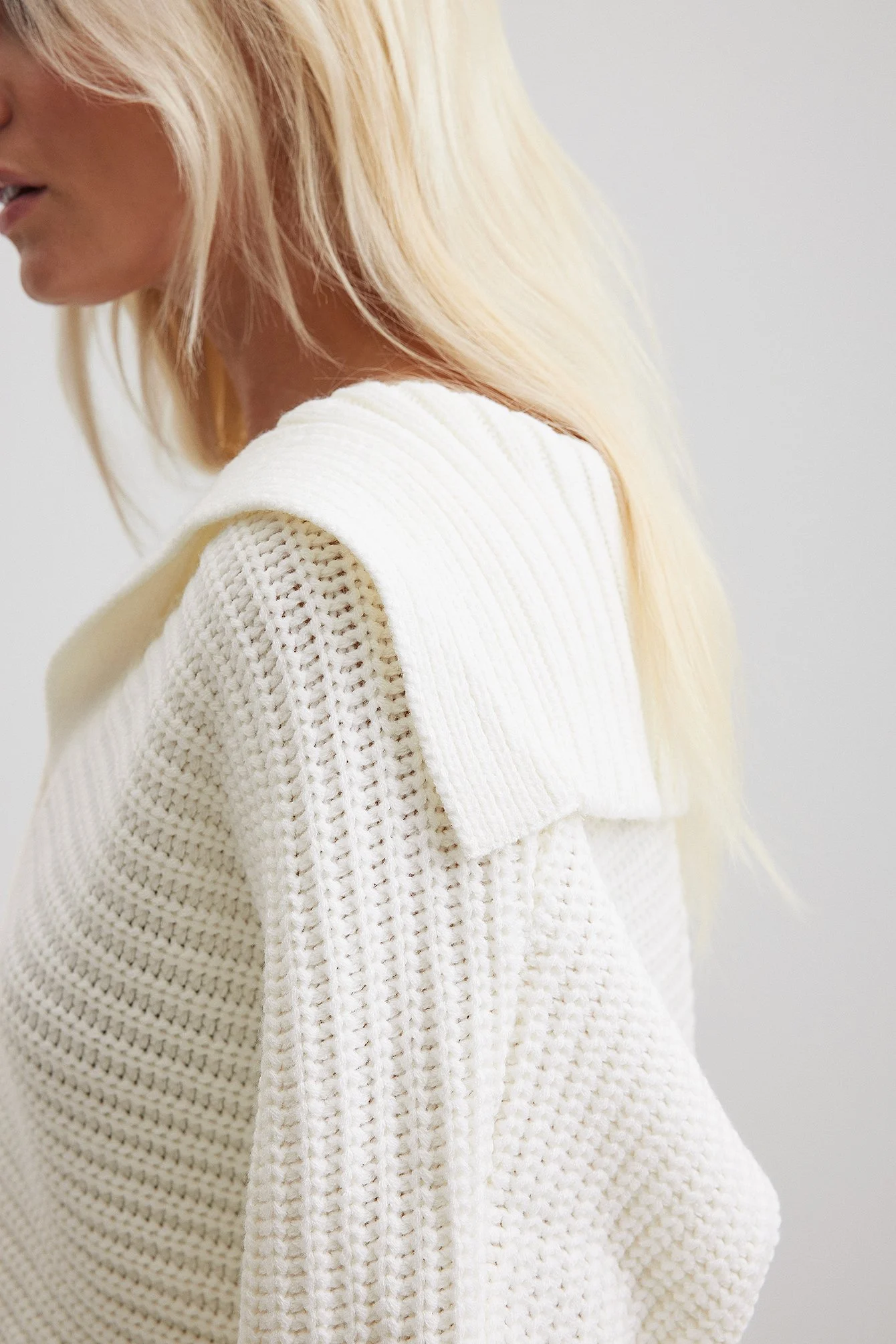 Chunky Strickpullover mit großem Kragen