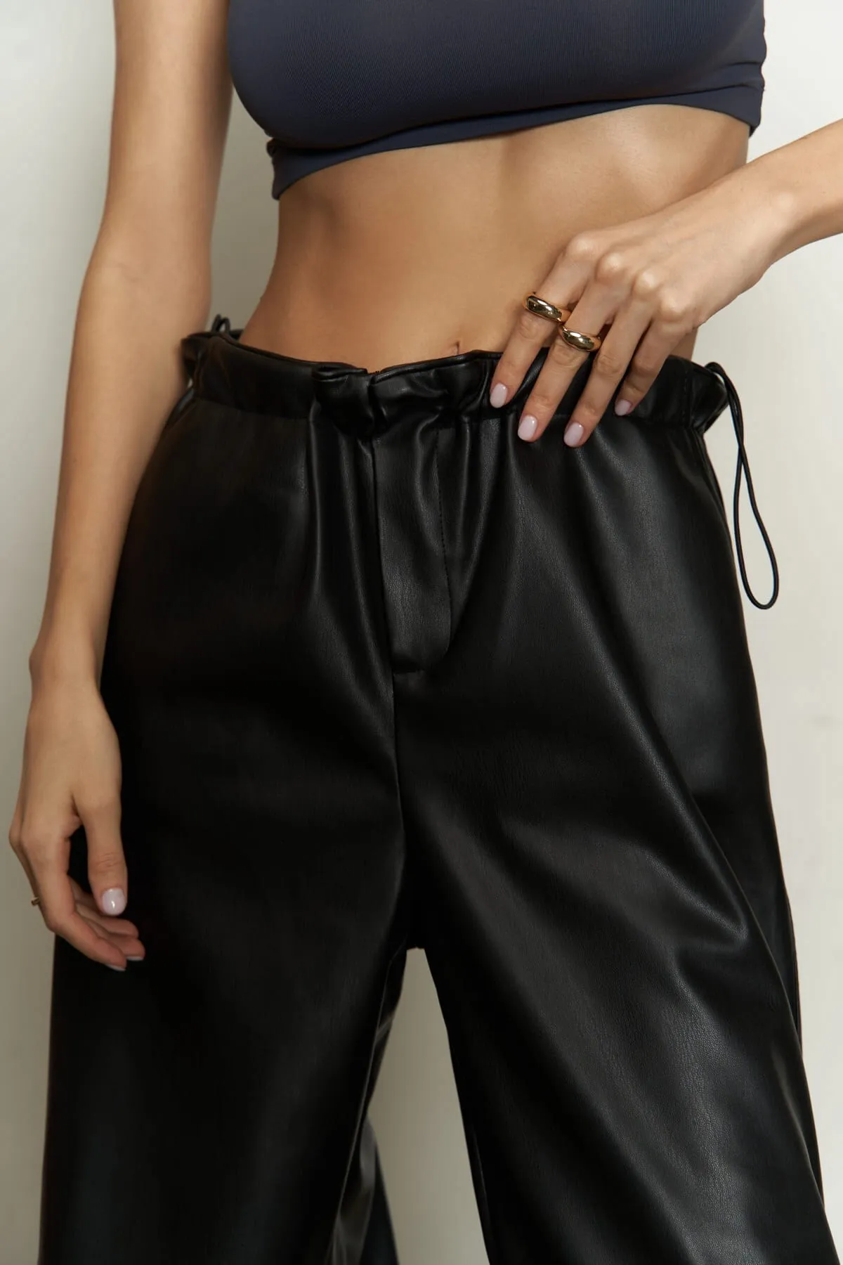 MAİ COLLECTİON  Dion schwarze Lederhose