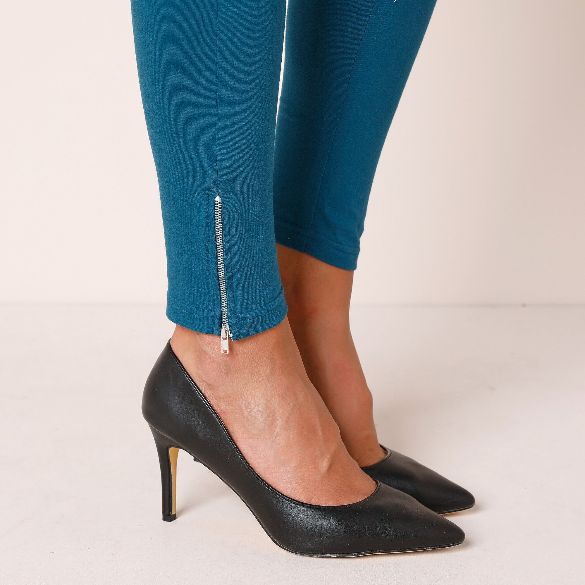 Legging bas de jambe zippé, taille élastiquée