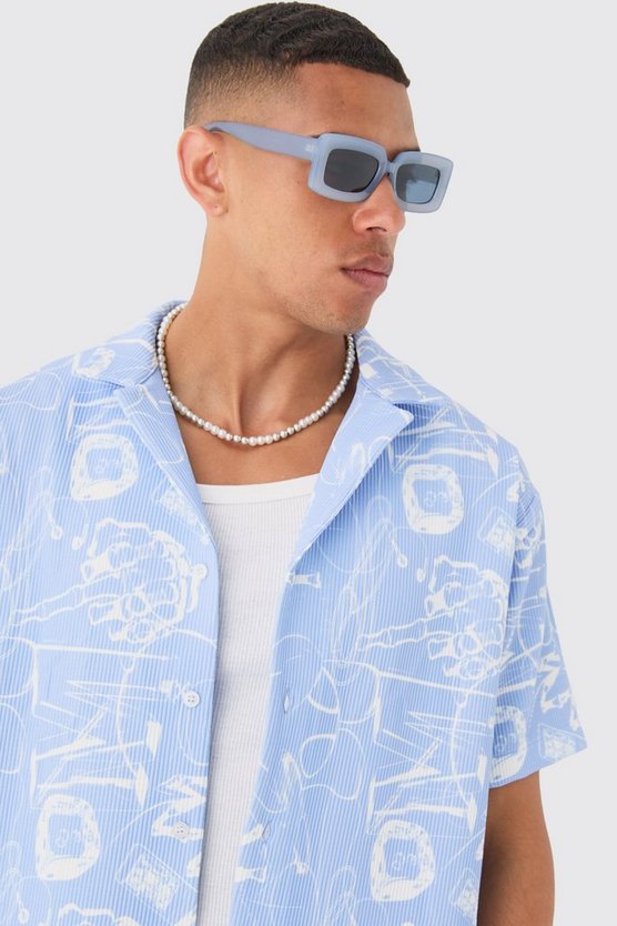 Oversized Graffiti Printed Pleated Shirt & Short