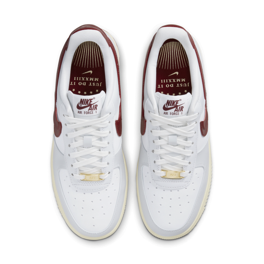 Nike Air Force 1 07 SE Low DV7584-001 / weiss