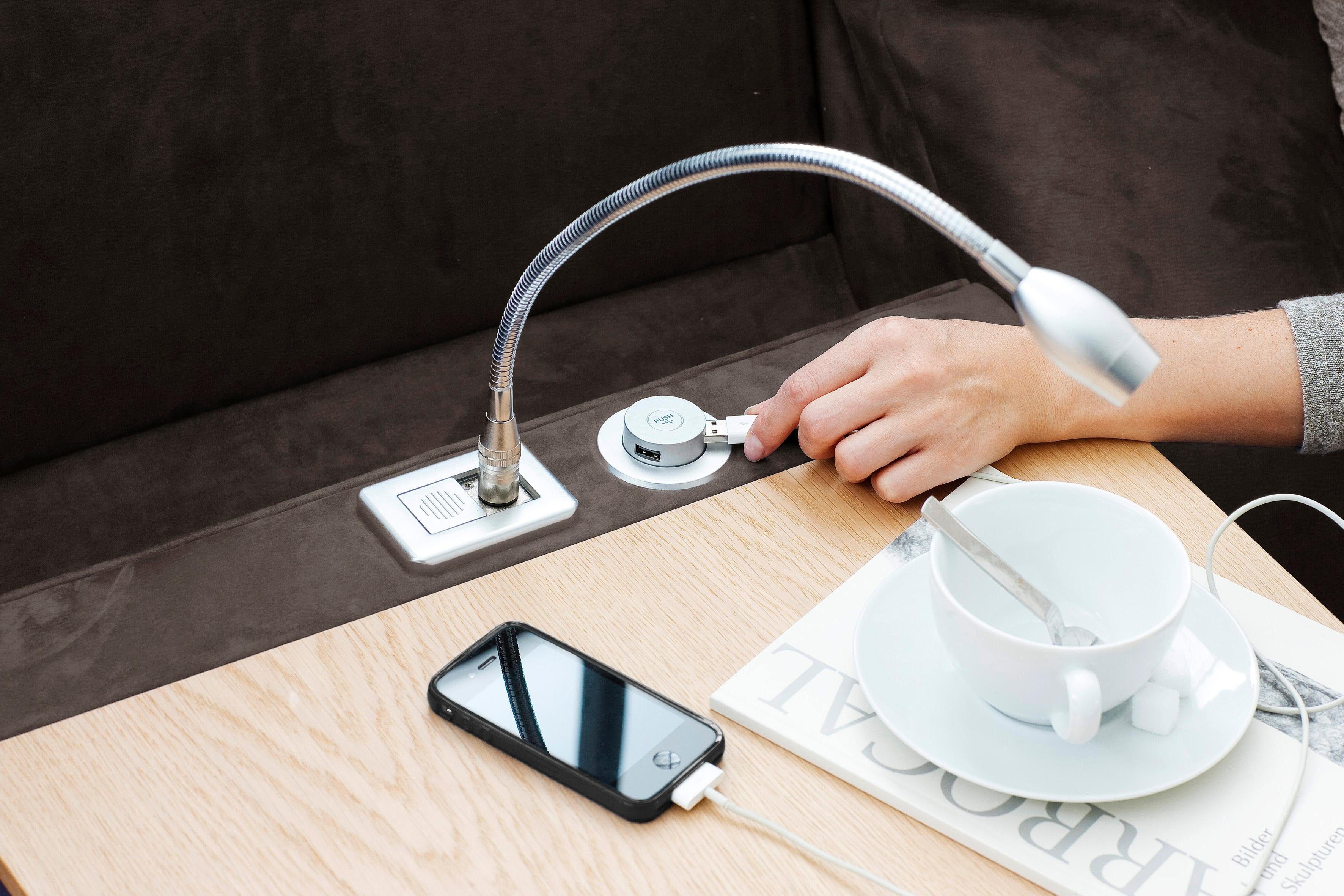 Home affaire Sofa Turin, mit motorischer Relaxfunktion, Tisch, Leuchte + USB-Ladestation