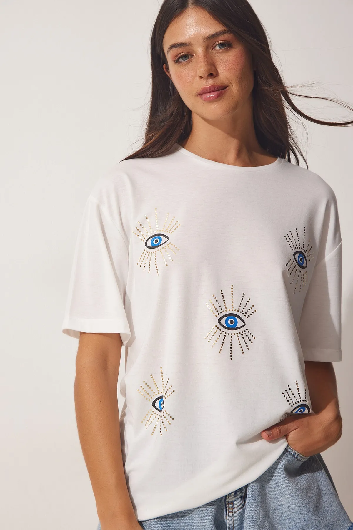 Happiness İstanbul  Ecru bedrucktes Oversize-Strick-T-Shirt für Damen PB00020