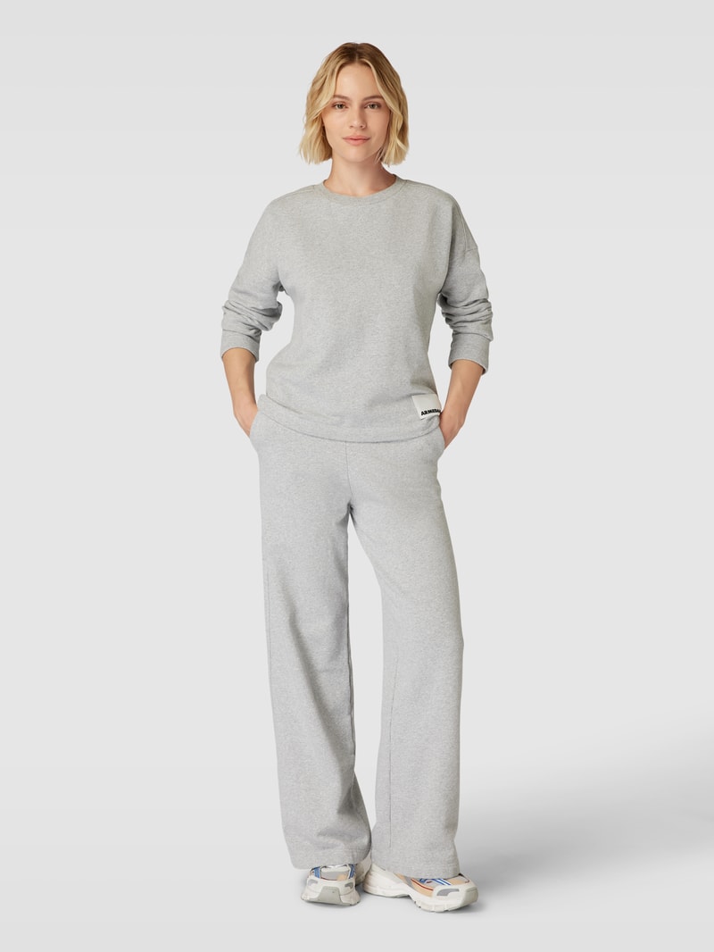 Sweatpants mit seitlichen Eingrifftaschen Modell 'RINAA' in mittelgrau