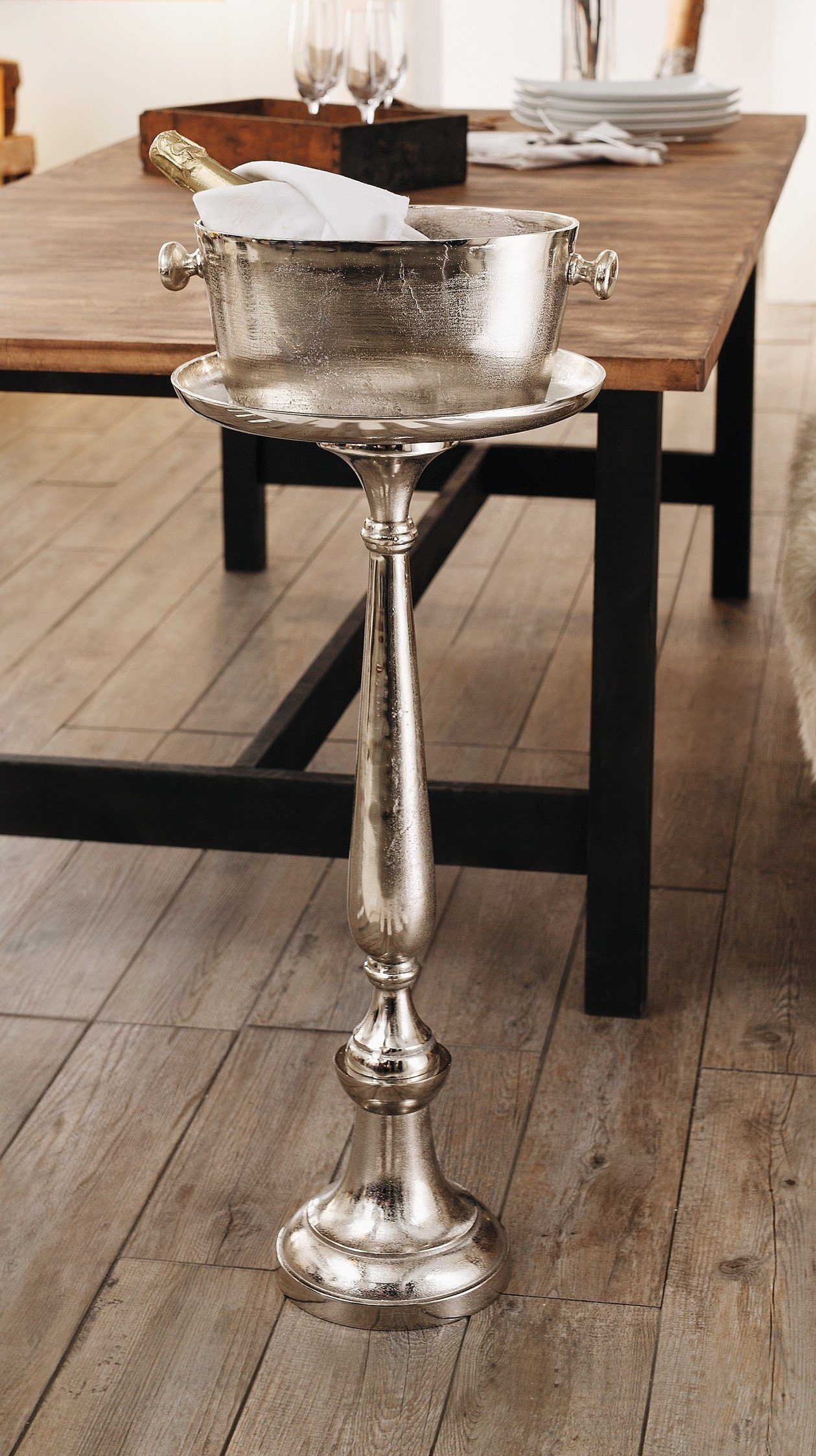 Dekoleidenschaft Dekosäule silber aus Metall, 78cm hoch, XXL Kerzenständer, Pflanzenständer, Antik Look