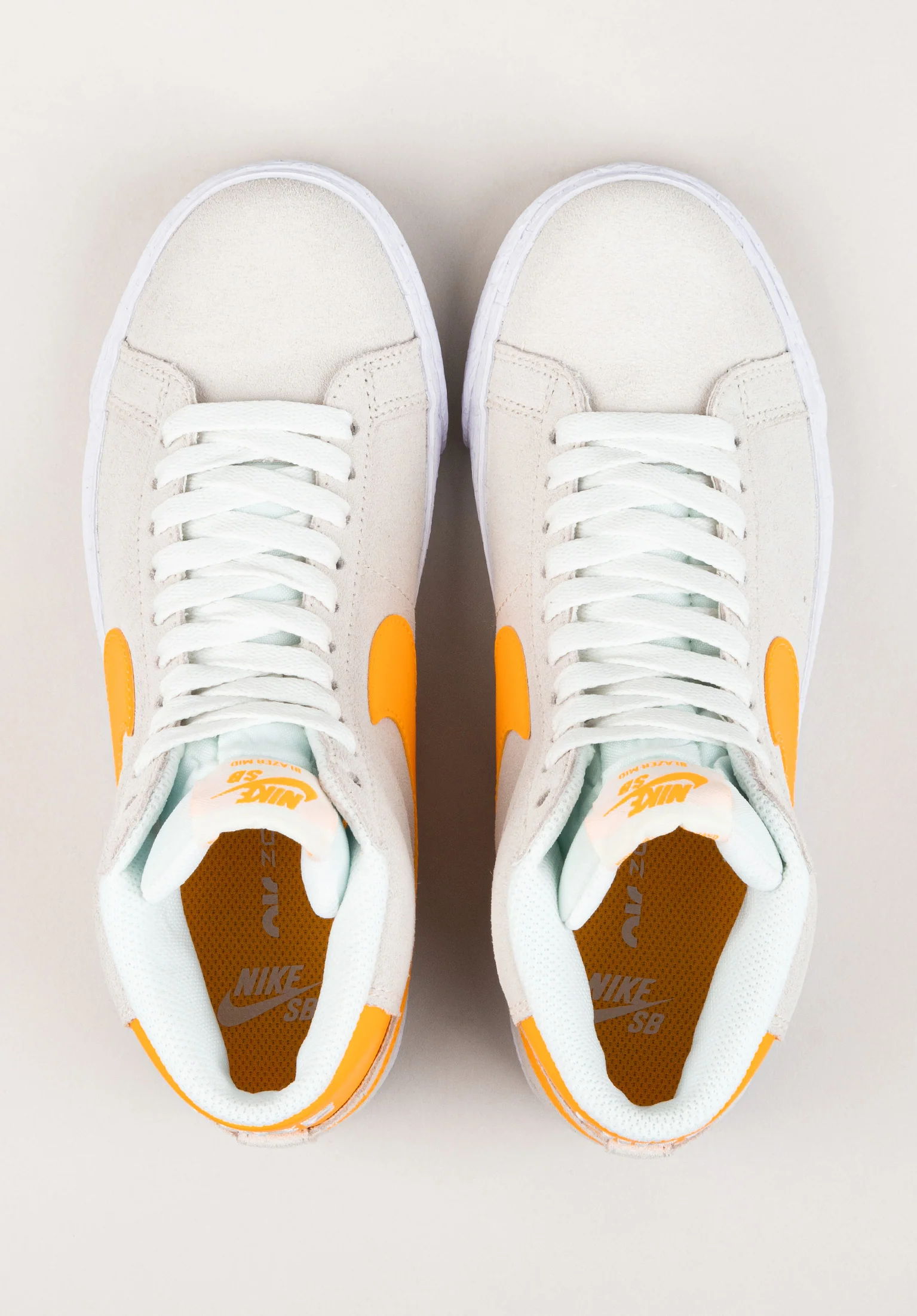 Zoom Blazer Mid