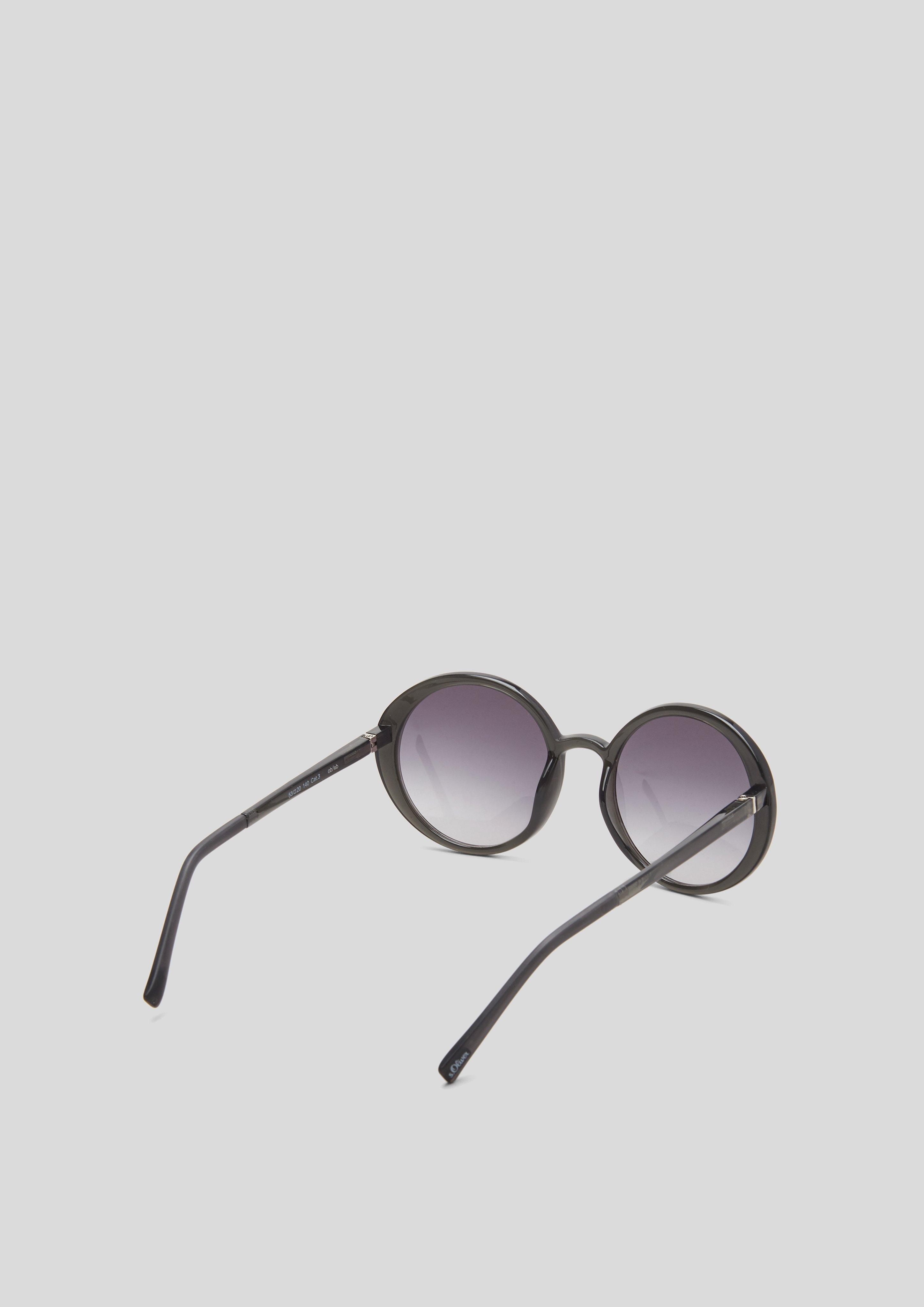 Sonnenbrille mit großen Gläsern  144.120.141.98545-800