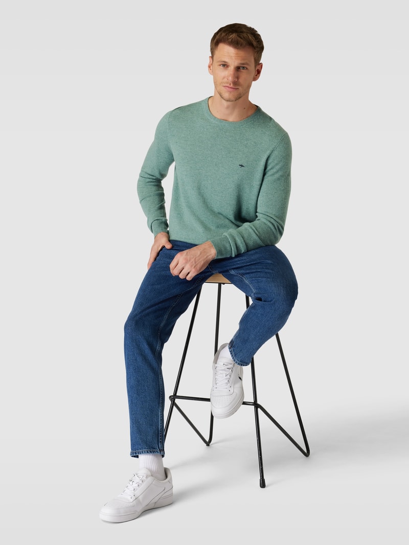 Strickpullover mit Rundhalsausschnitt in lindgrün