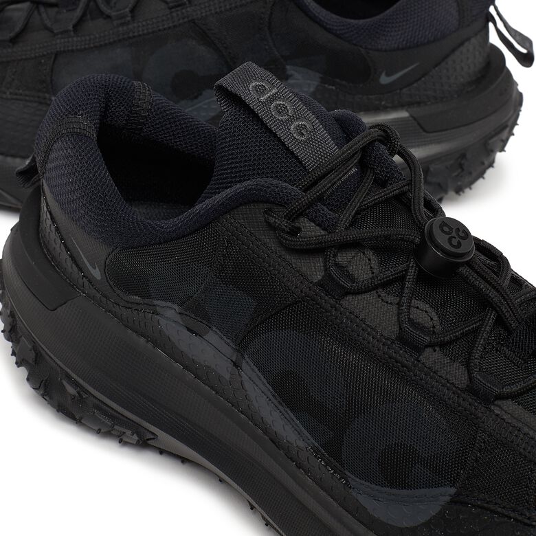NIKE ACG Mountain Fly 2 Low 