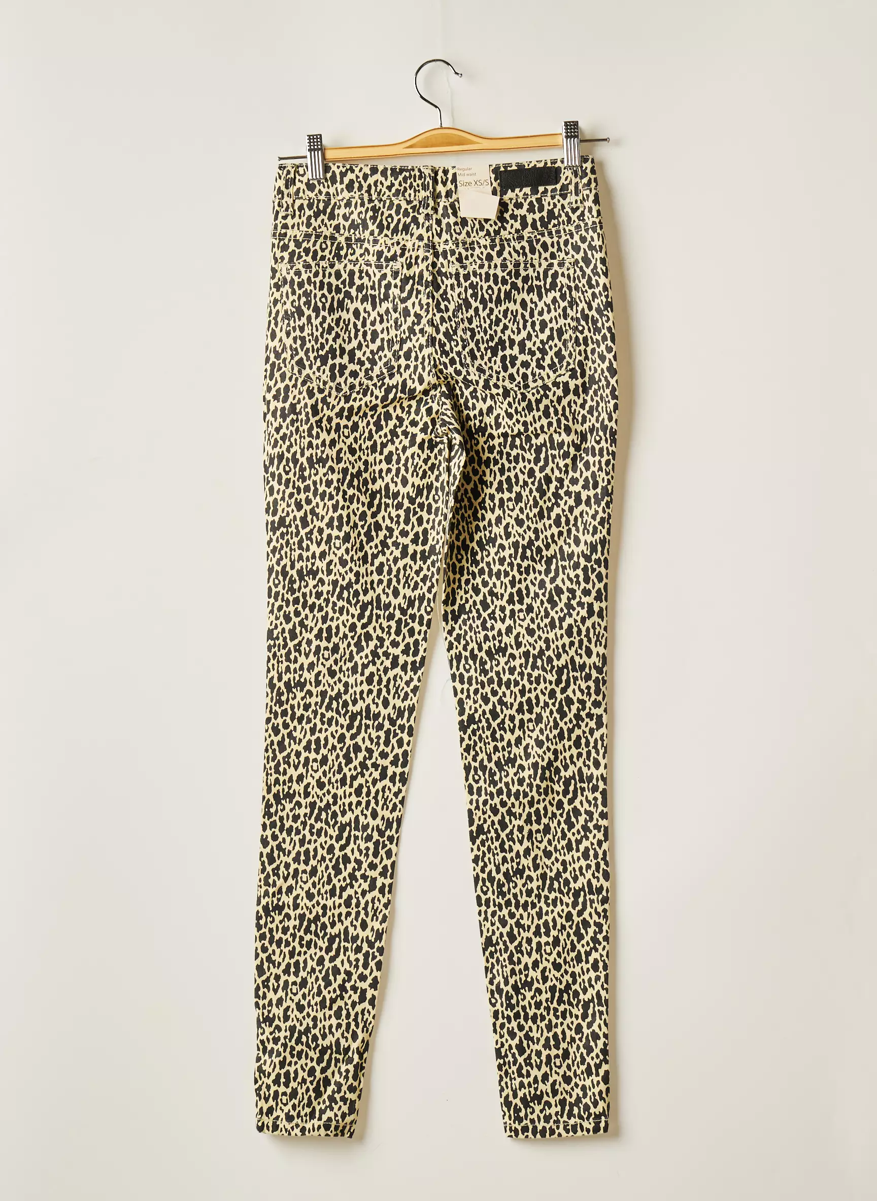 Pieces Pantalons Slim Femme couleur noir