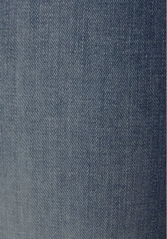 Destroyed-Jeans