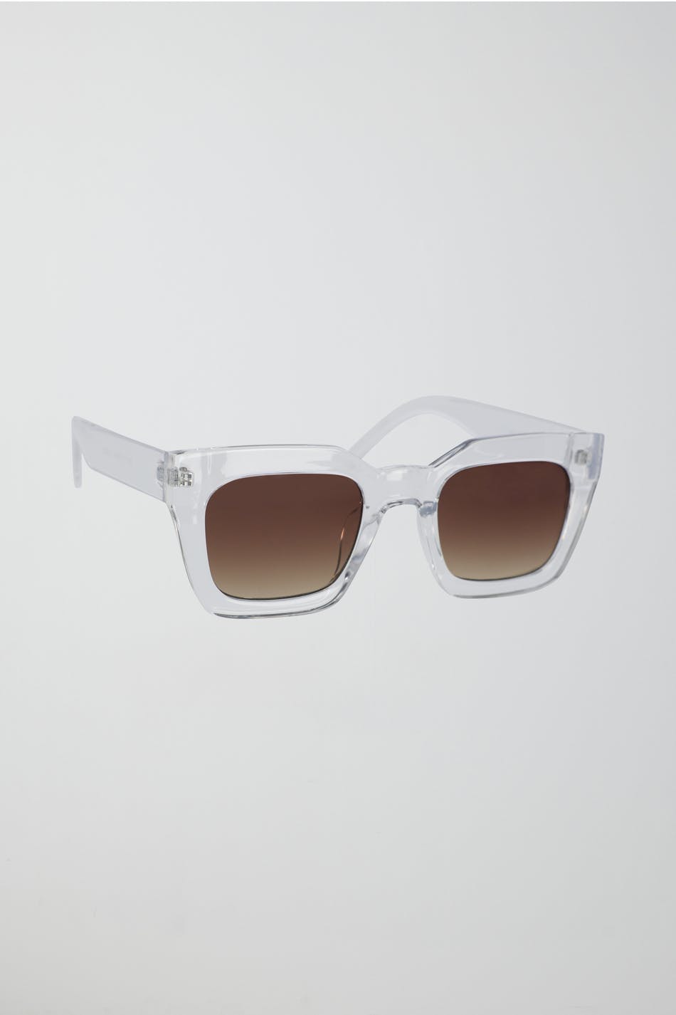 Chunky sunglasses