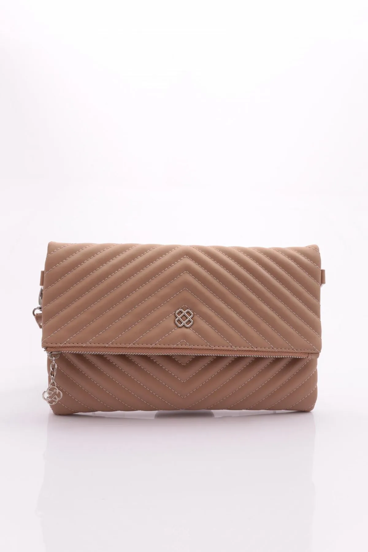 DGN  Sandfarbene Damentasche Modell 4379