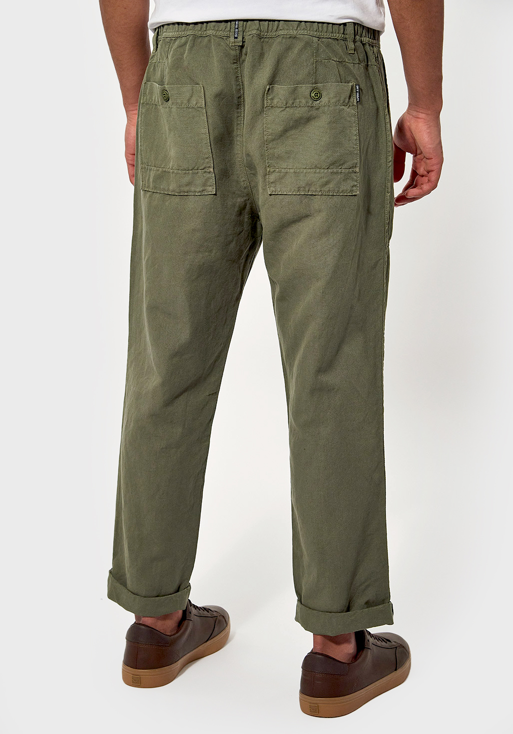 SALON  Pantalon régular kaki Homme