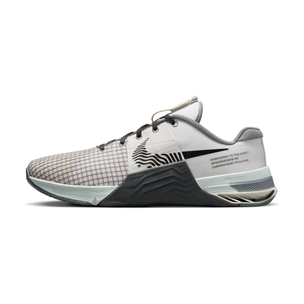 Nike Metcon 8 DO9328-004 / grau