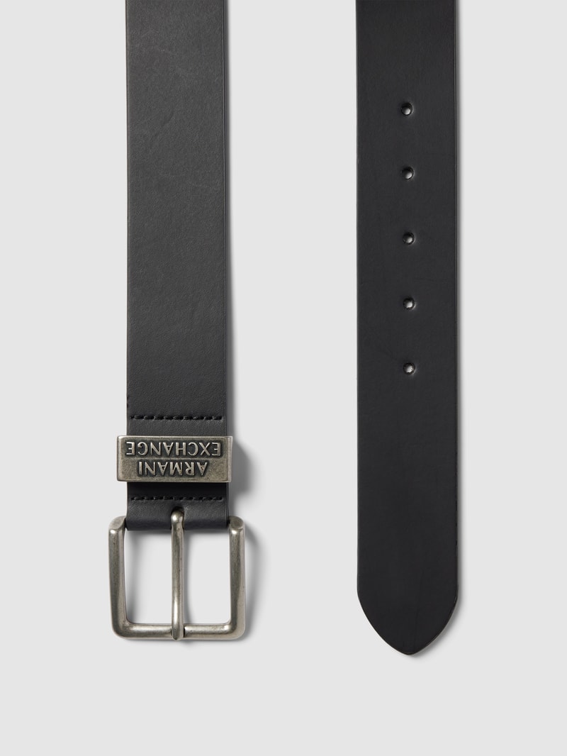 Ledergürtel mit Dornschließe in schwarz
