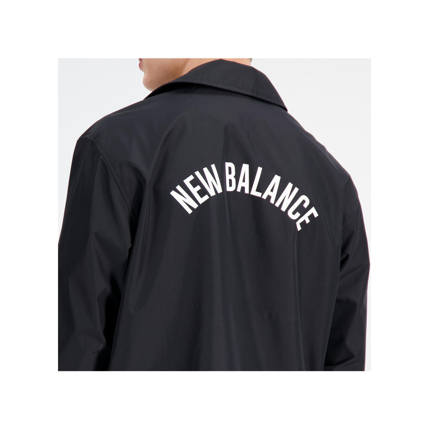 New Balance Essentials Coaches Jacke Schwarz F515