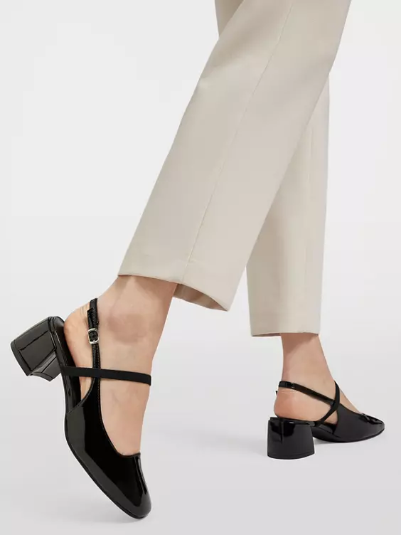 Catwalk Slingpumps