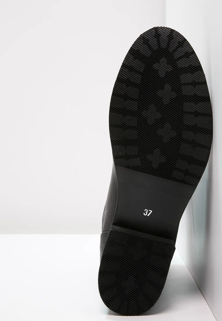 Botines con cordones Zign