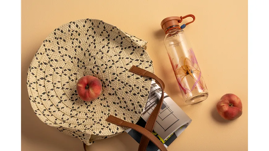 LEONARDO Trinkflasche aus Glas IN GIRO Flower 0,5l Rot