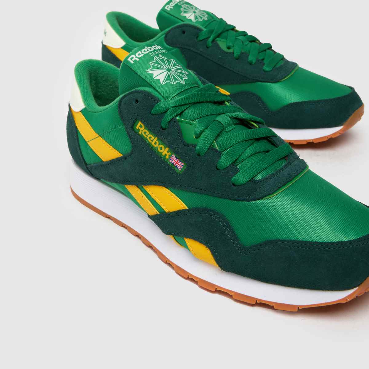 Reebok – Klassiska nylonsneakers i grönt och flerfärgat