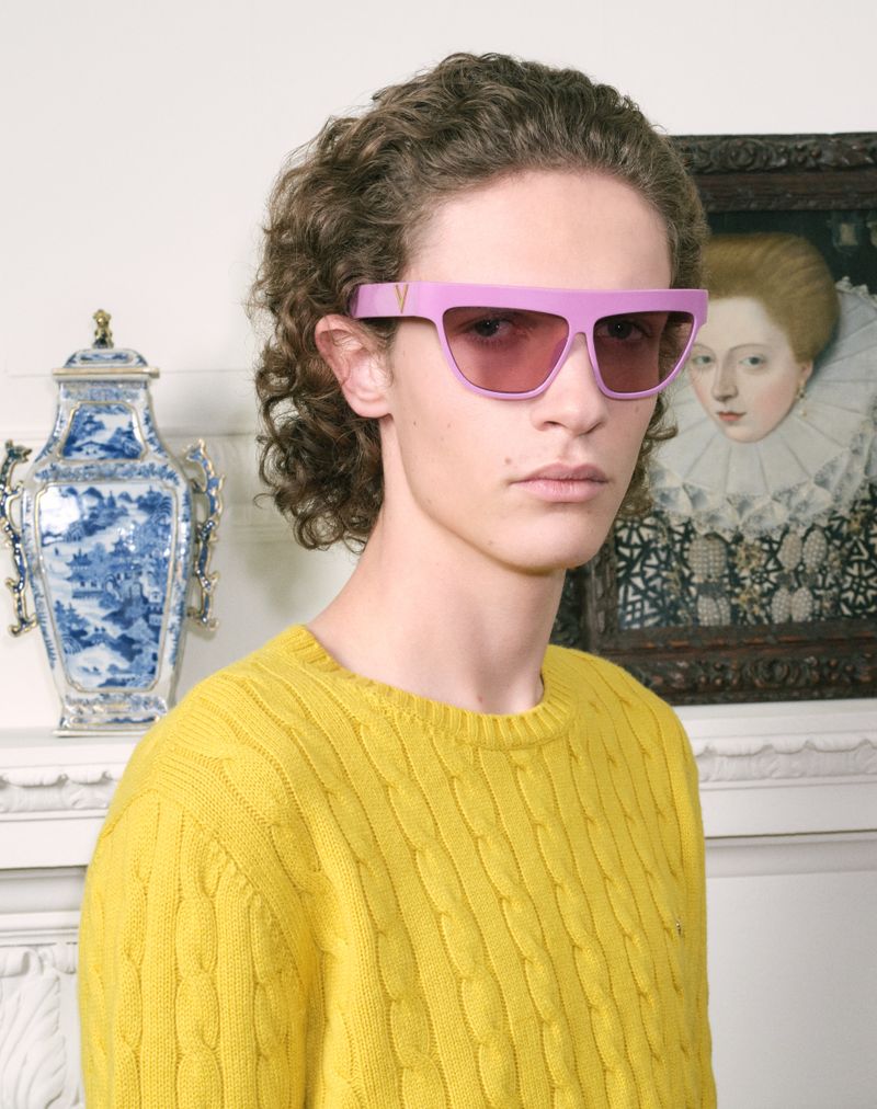 Valentino kasjmier kabeltrui met V-logo
