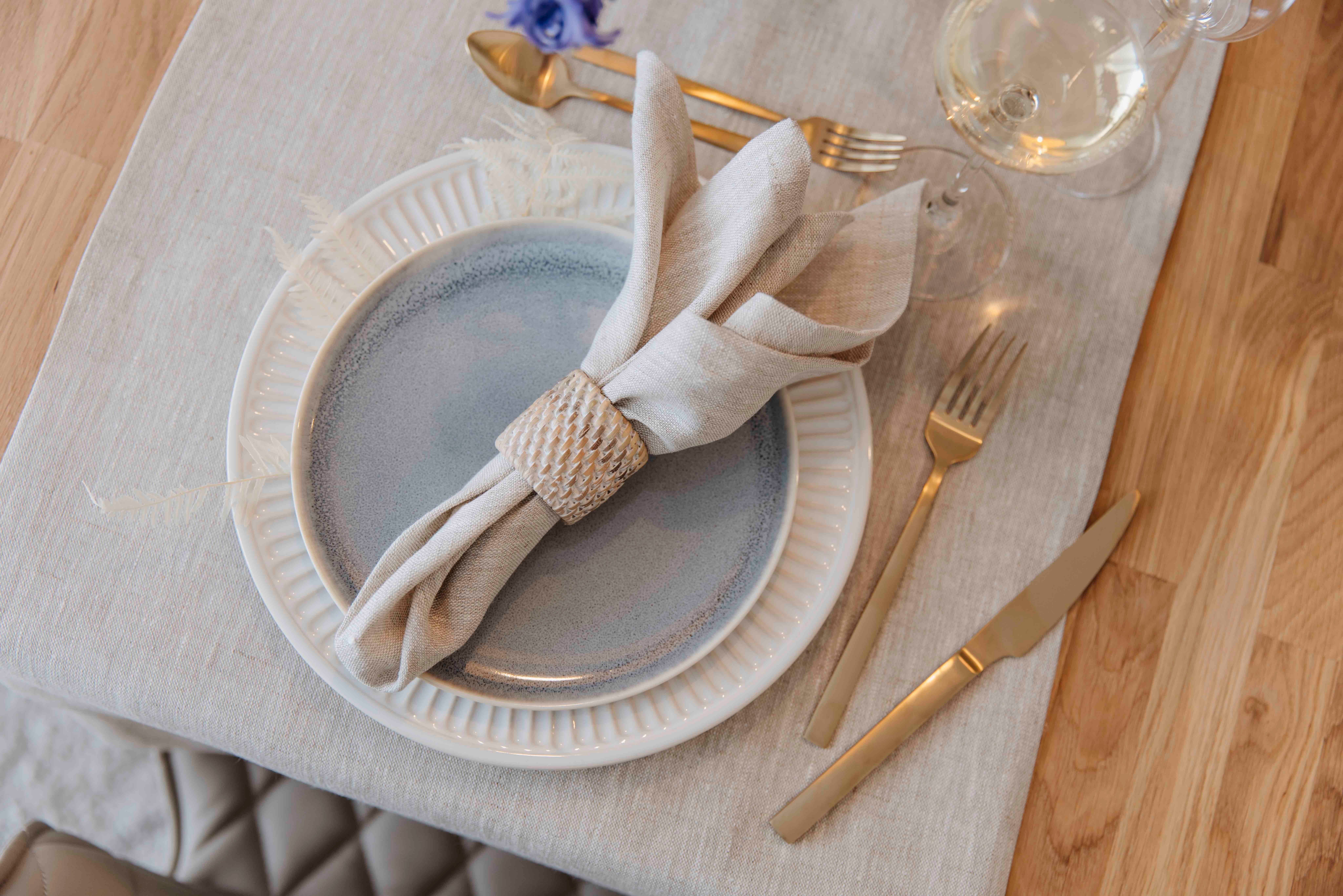 Home affaire Besteck-Set Eglof, Edelstahl 18/10, Gold PVD-beschichtet, mattiert, 30-teilig