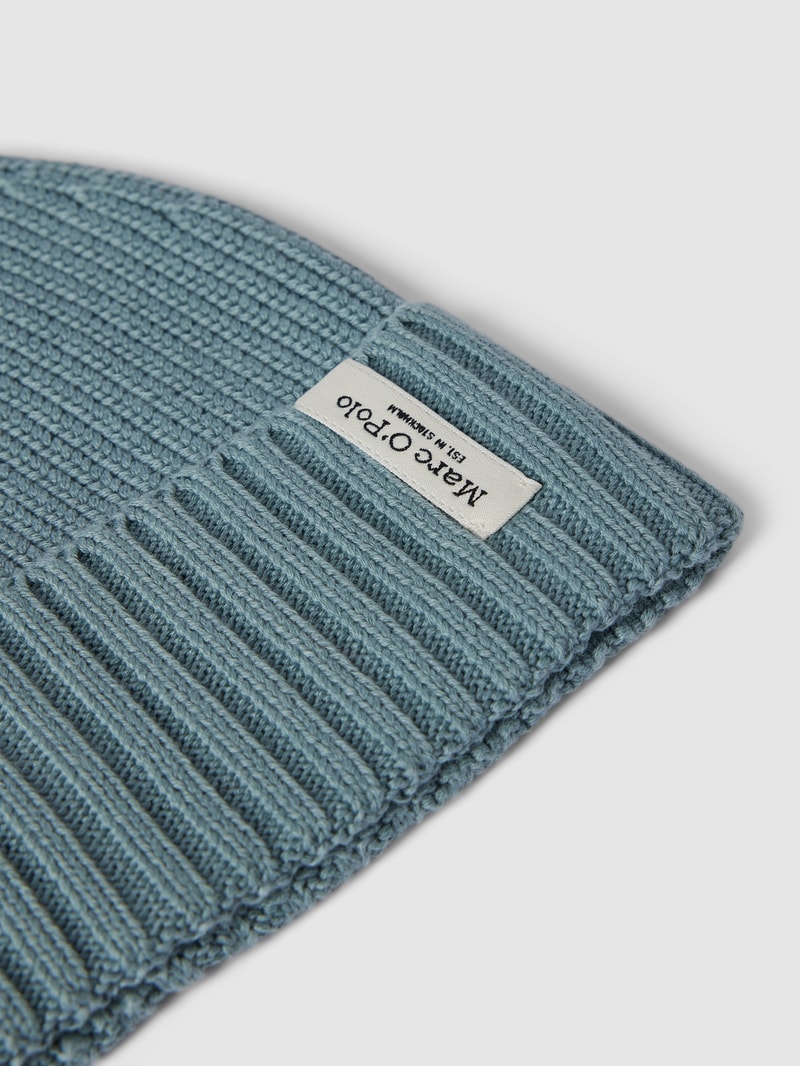 Set aus Schal und Mütze mit Label-Detail in marineblau