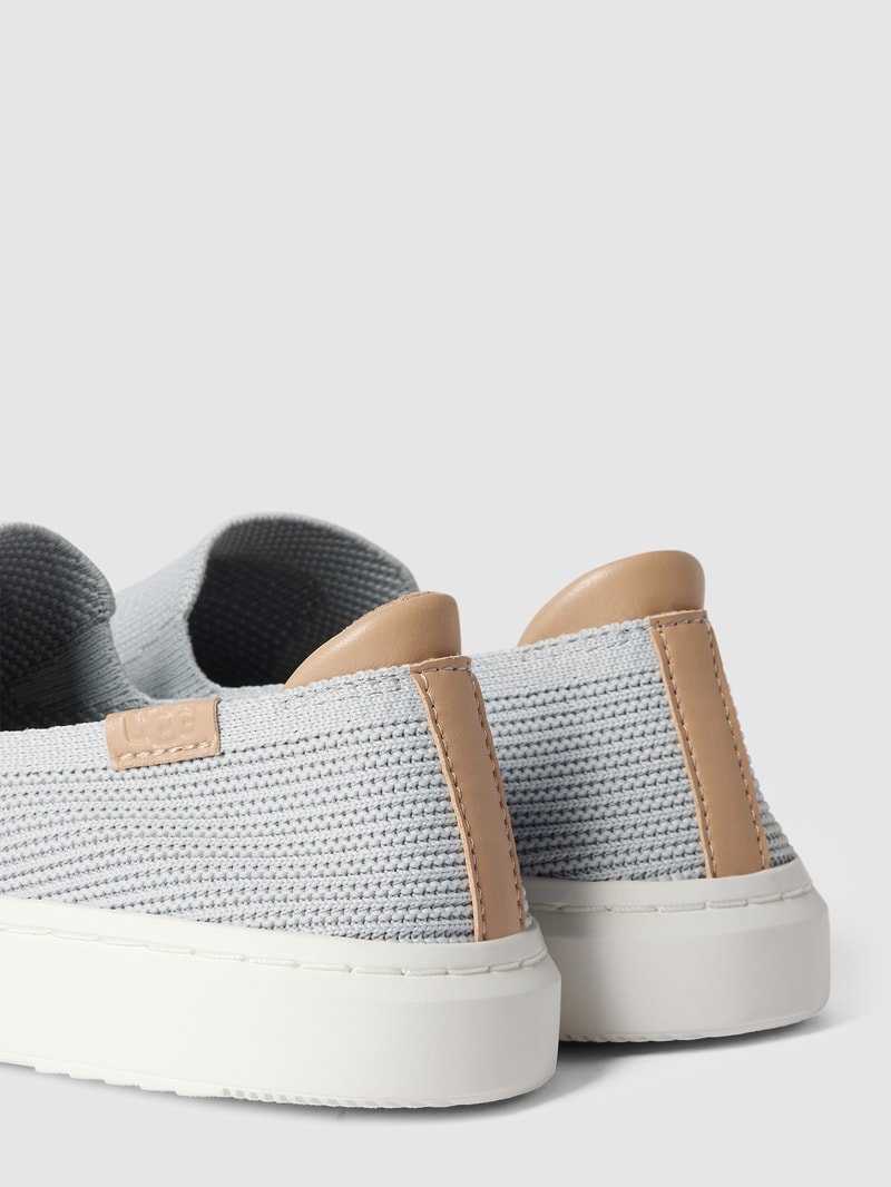 Slipper mit Strukturmuster Modell 'ALAMEDA' in hellgrau