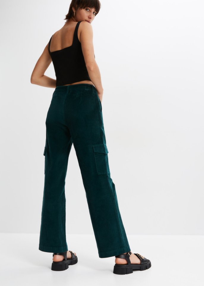 Cordhose mit Cargotaschen