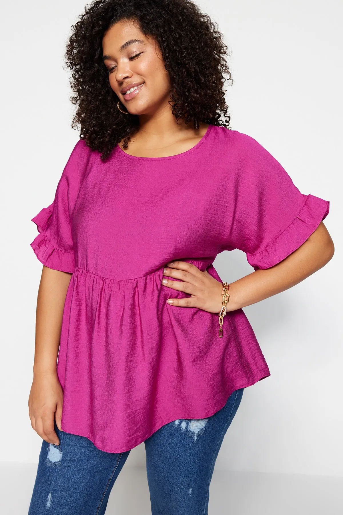 Trendyol Curve  Fuchsiafarbene gewebte Volantbluse TBBSS22AF0002