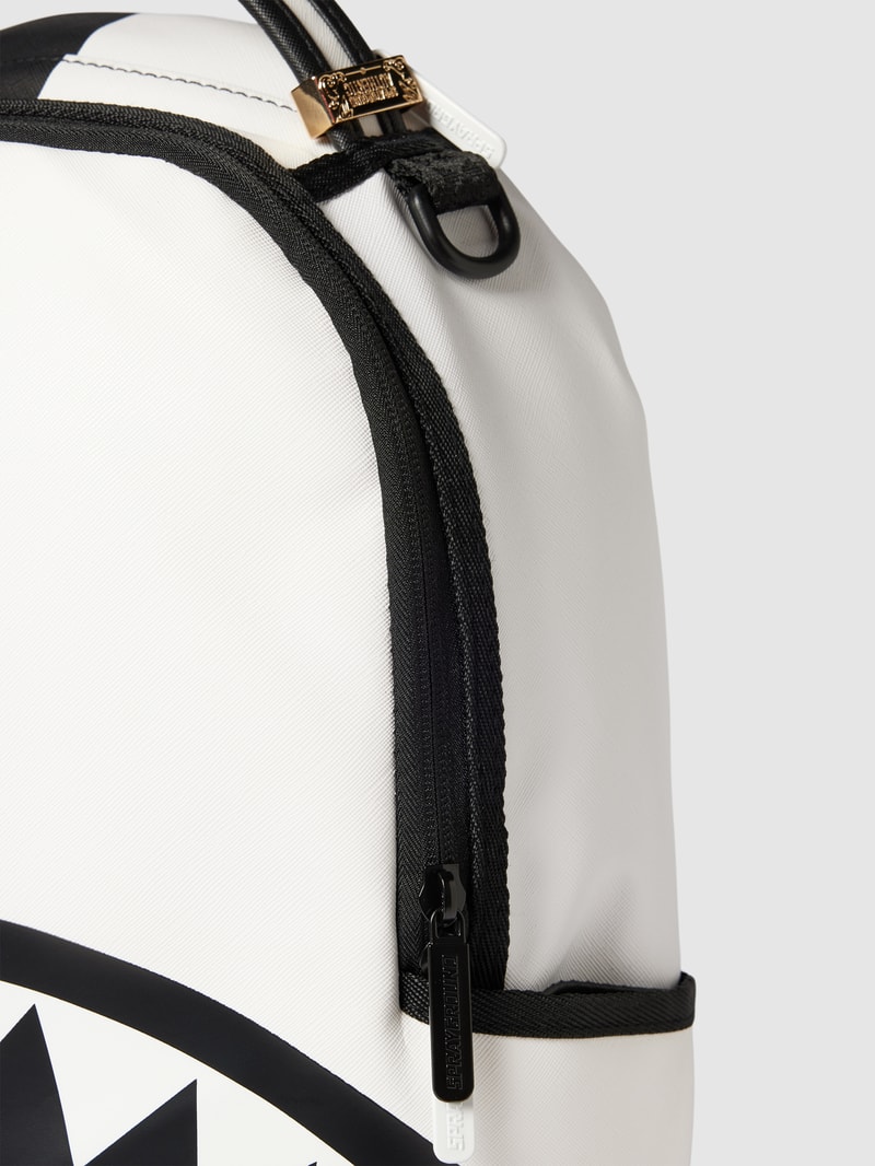 Rucksack mit Motiv-Print Modell 'SHARK' in weiß
