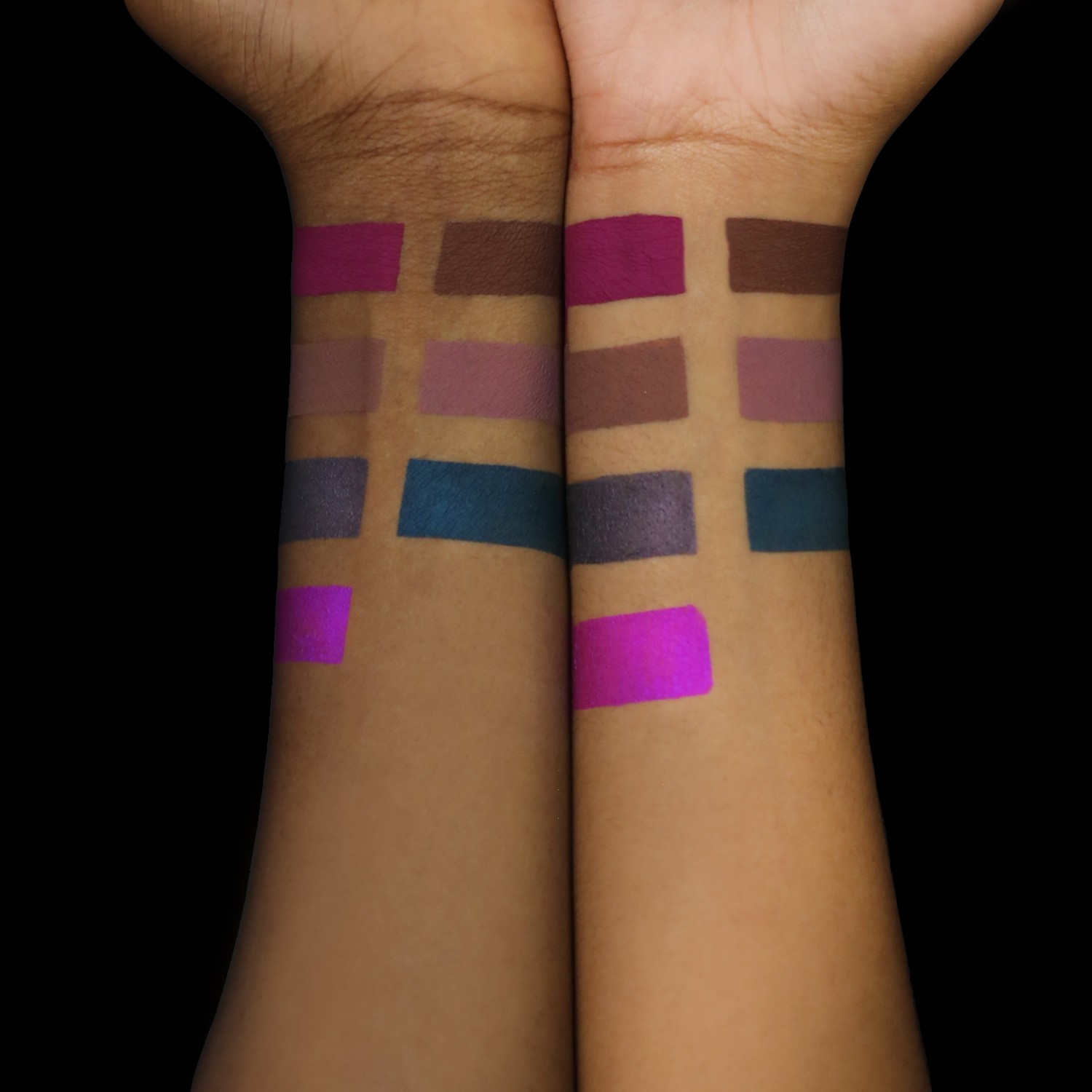 Rossetto liquido opaco nero