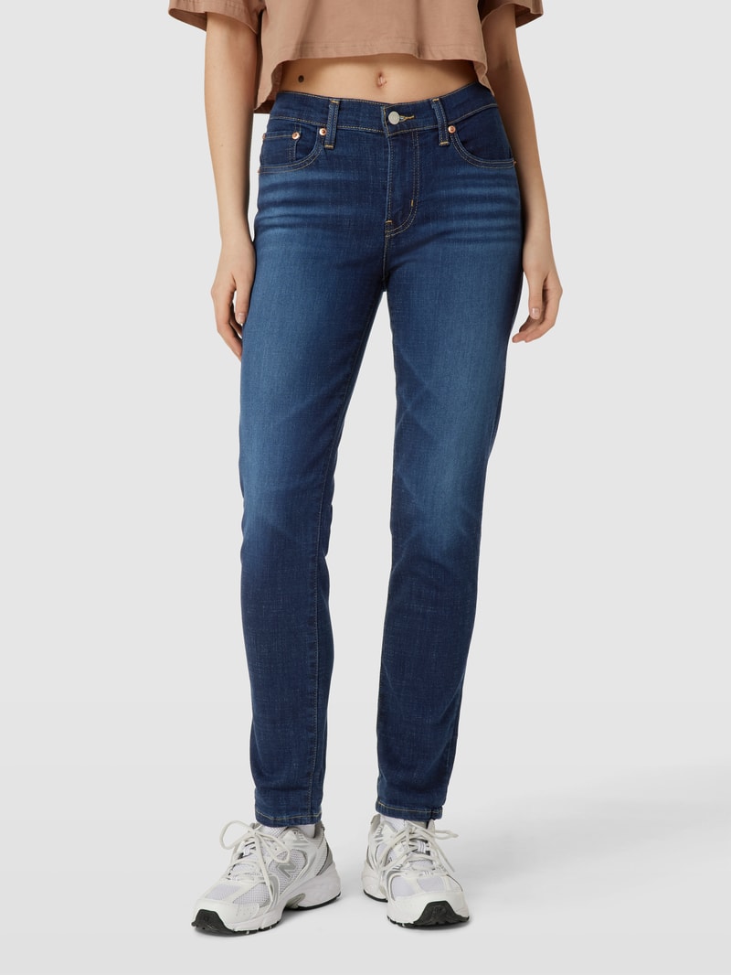 Boyfriend Fit Jeans mit Label-Patch in dunkelblau