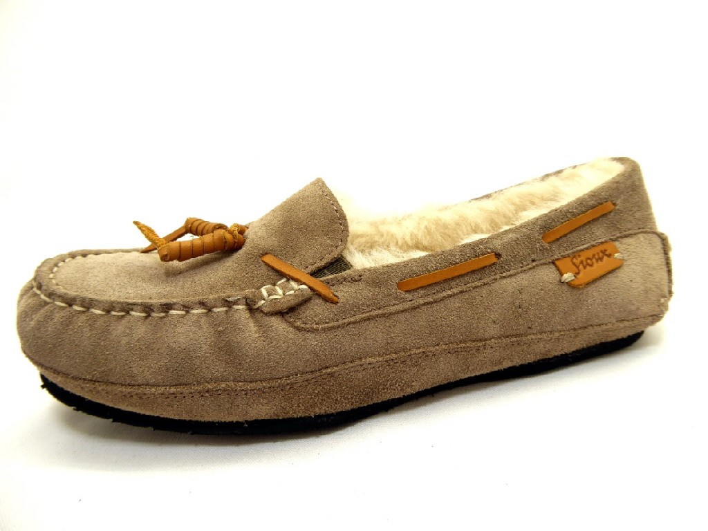 SIOUX Sportliche Slipper beige